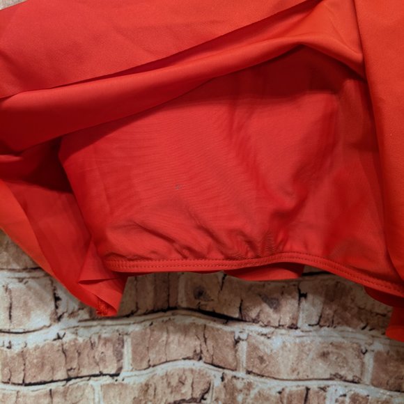 Stylish Women's Red and Black Polka Dot Bikini Set - Picture 5 of 15